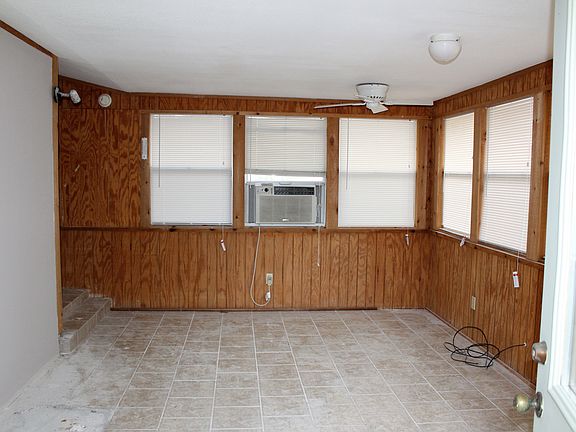 4th image of 4505 Southwest Dr