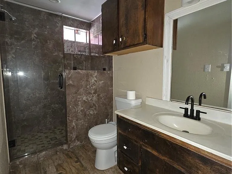 8442 Lago Vista Dr — Photo 11