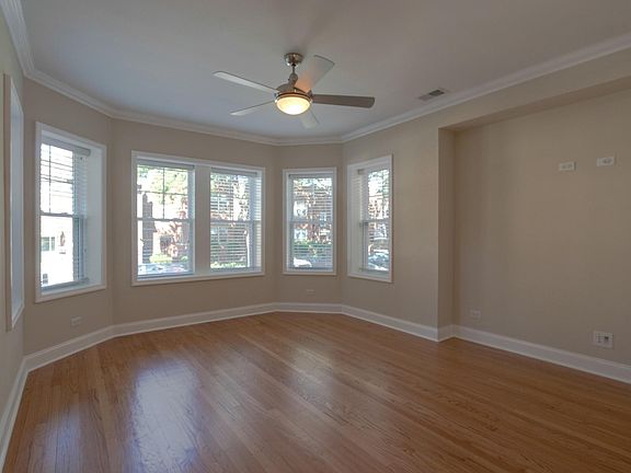 3rd image of 5637 N Campbell Ave APT 1