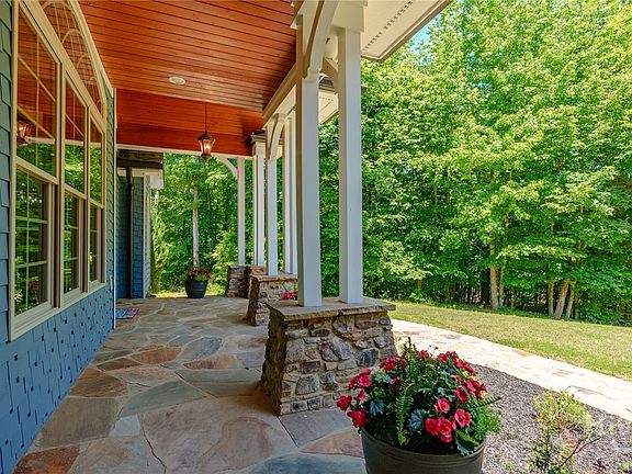 3rd image of 155 Creek Plantation