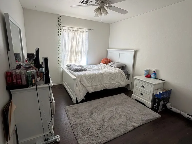 1508 N Yellowood Ave — Photo 8