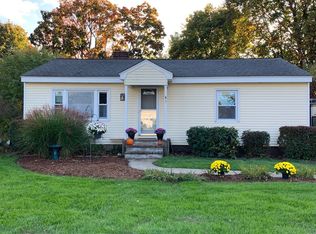 7 Nabnasset St, Westford, MA 01886