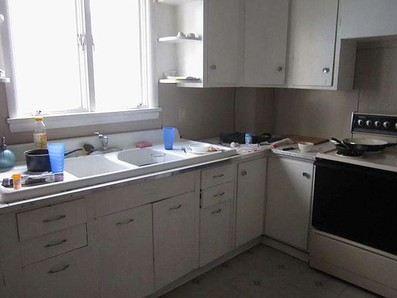 2nd image of 52 Stewart Ave