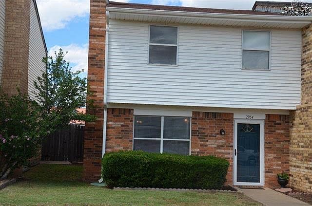 1st image of 2954 Gossett Dr