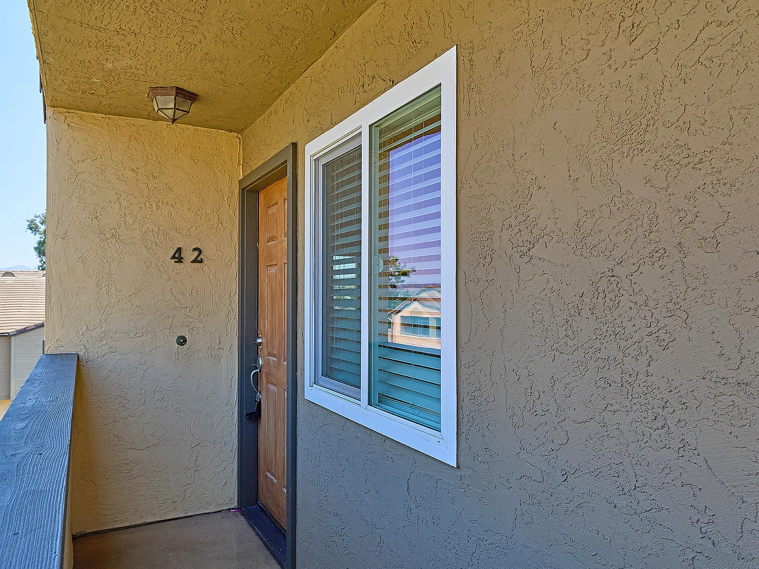 2 bed, 1008 sqft, $2,745 — Photo 2