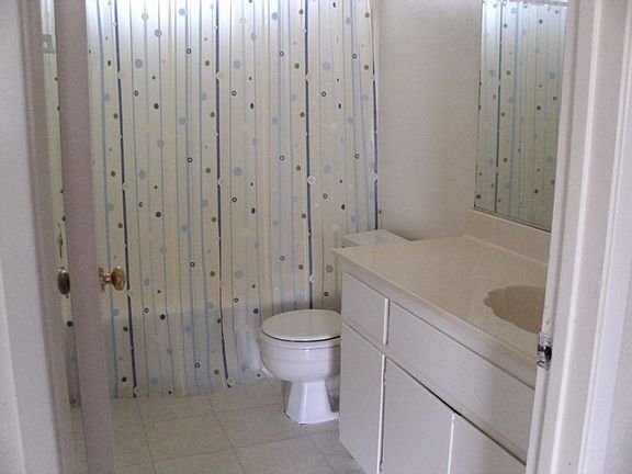 cute, clean bathroom