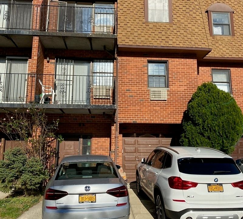 1st image of 11219 75th Ave #2