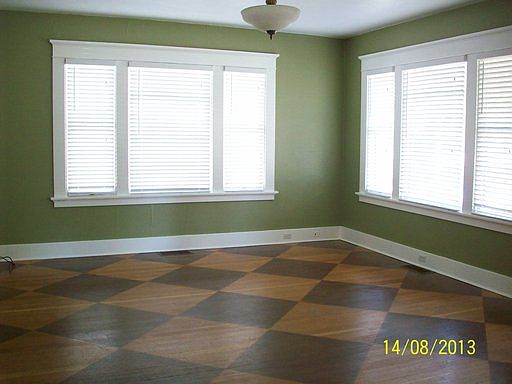 3rd image of 608 Hobson St