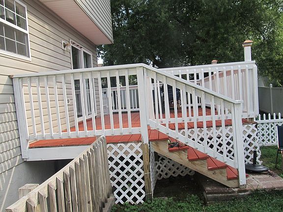 3rd image of 204 Condon Ave