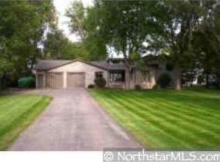 953 W Latoka Dr SW, Alexandria, MN 56308