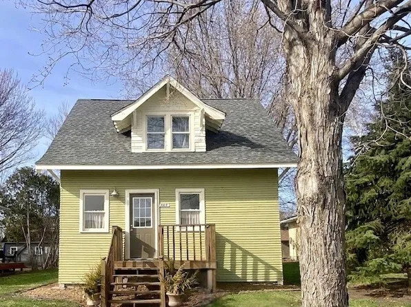 405 W Baker St, Arlington, MN 55307