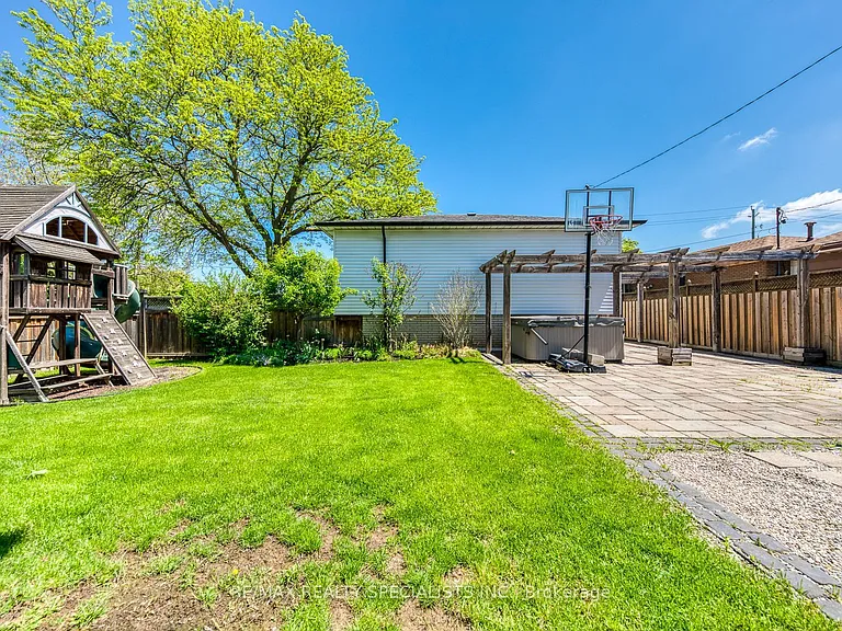 5 Country Club Dr — Photo 44