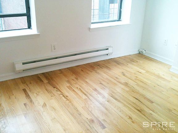 4th image of 318 W 49th St APT 3RW