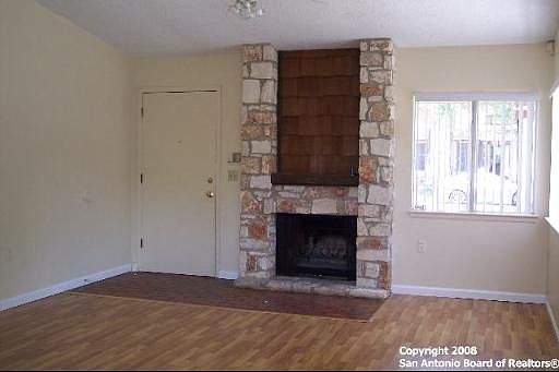 3rd image of 9602 IVY BEND