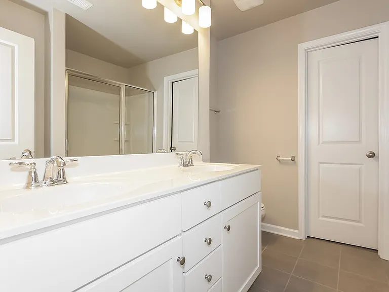 208 Neal Dr — Photo 10