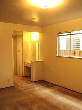 4th image of 2013 Town And Country Ln APT 2