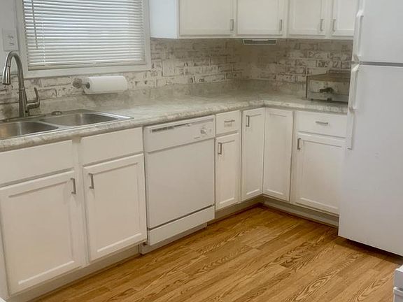 5th image of 43335 N Forest Dr