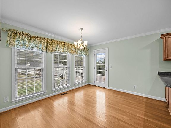 5th image of 1629 Alyece Ct
