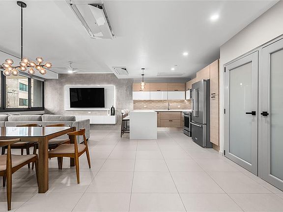 3rd image of 1511 Avenida Ponce De Leon #824