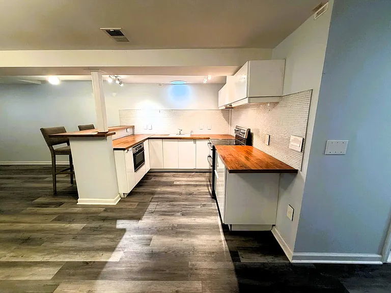 732 Kenyon St NW #2 — Photo 3