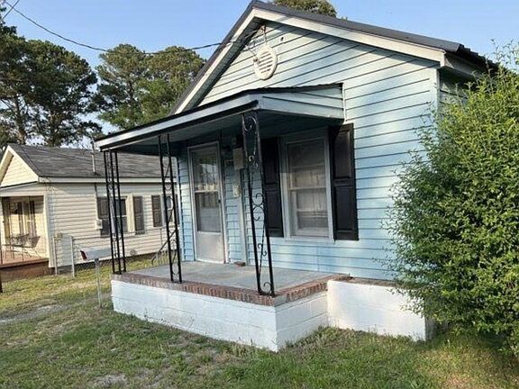3rd image of 108 Palmer St