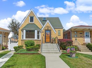 6218 W Huntington St, Chicago, IL 60646