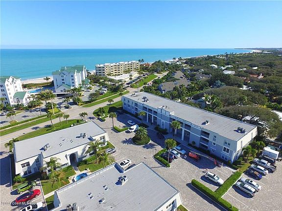 5th image of 2743 Ocean Dr APT 35