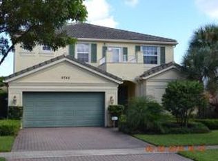 9748 Roche Pl, Wellington, FL 33414