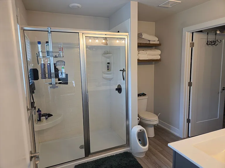 1512 Spring Mountain Dr — Photo 14