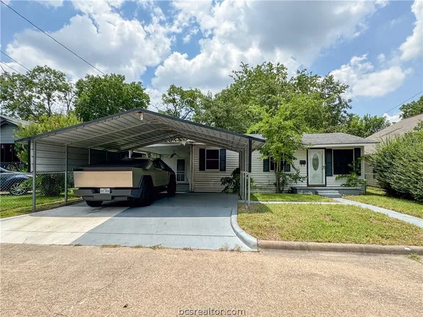 607 W 16th St, Bryan, TX 77803