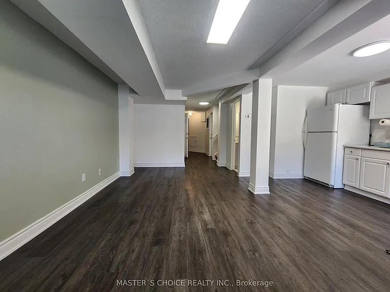 82 Bellagio Cres #BASEMENT — Photo 5