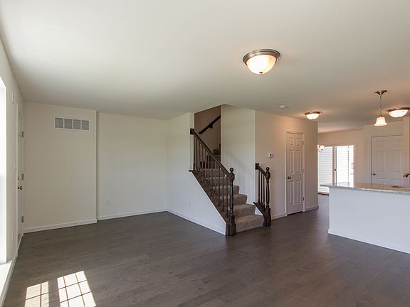 3rd image of 1815 Basston Dr