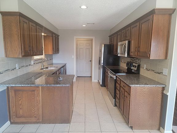 5th image of 1713 Wilderness Dr
