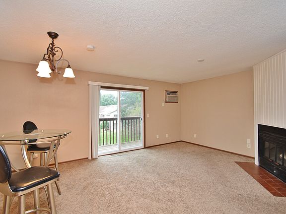 5th image of 1801 113th Ave NW APT 305