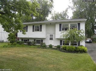 6748 Lake Rd, Madison, OH 44057