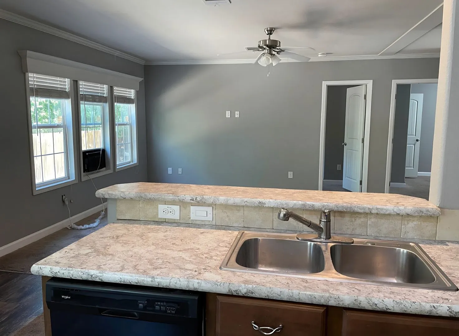 320 Mill St — Photo 4