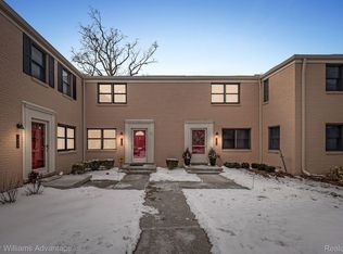 1936 Graefield Rd, Birmingham, MI 48009