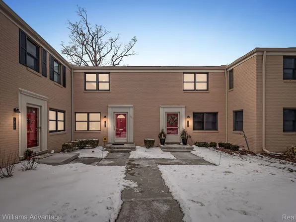 1936 Graefield Rd, Birmingham, MI 48009