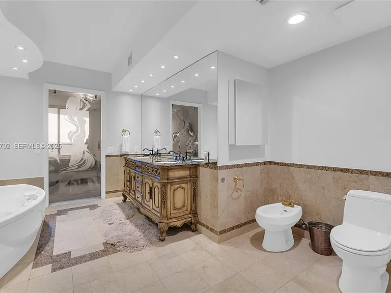 19111 Collins Ave #1607 — Photo 20