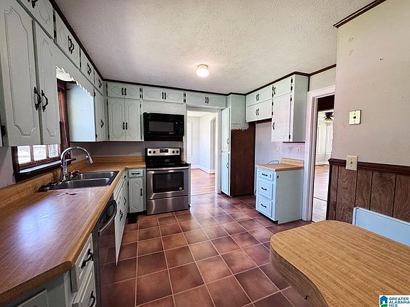 4th image of 3701 Roy Webb Rd