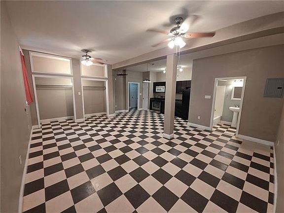 5th image of 423 S Lopez St APT 1A