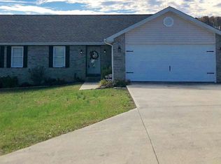 55 Clover Meadow Dr, Corbin, KY 40701