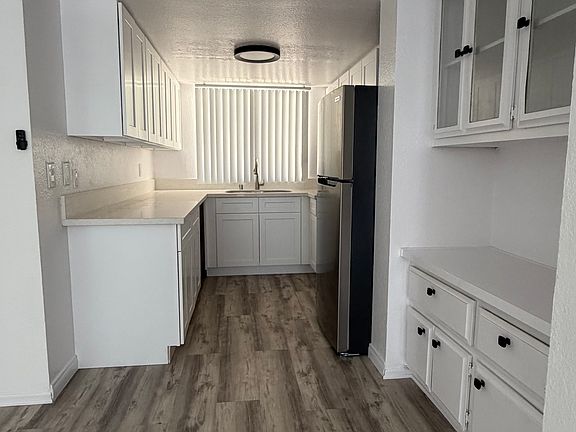 2nd image of 7443 Haskell Ave #101