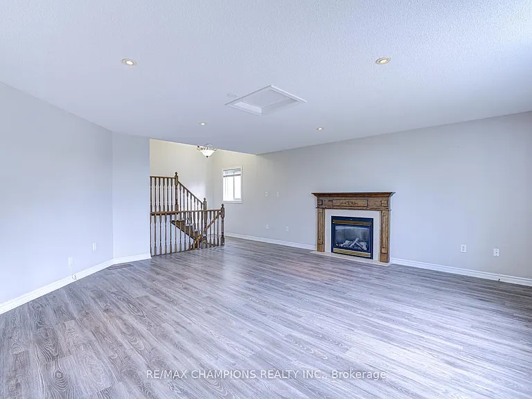 20 Bell St — Photo 31