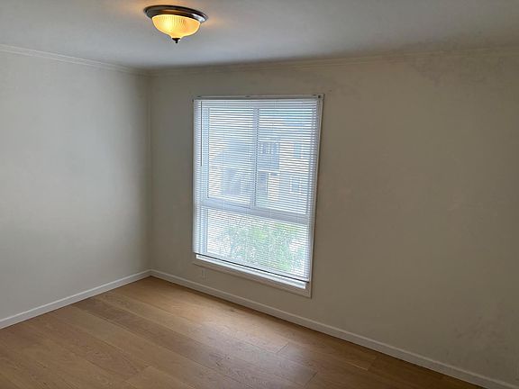 5th image of 2401 38th Ave