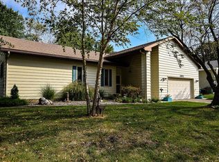 2372 N Longwood Dr, Decatur, IL 62526