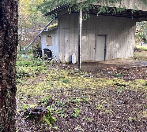 2nd image of 621 N Rainbow Way E