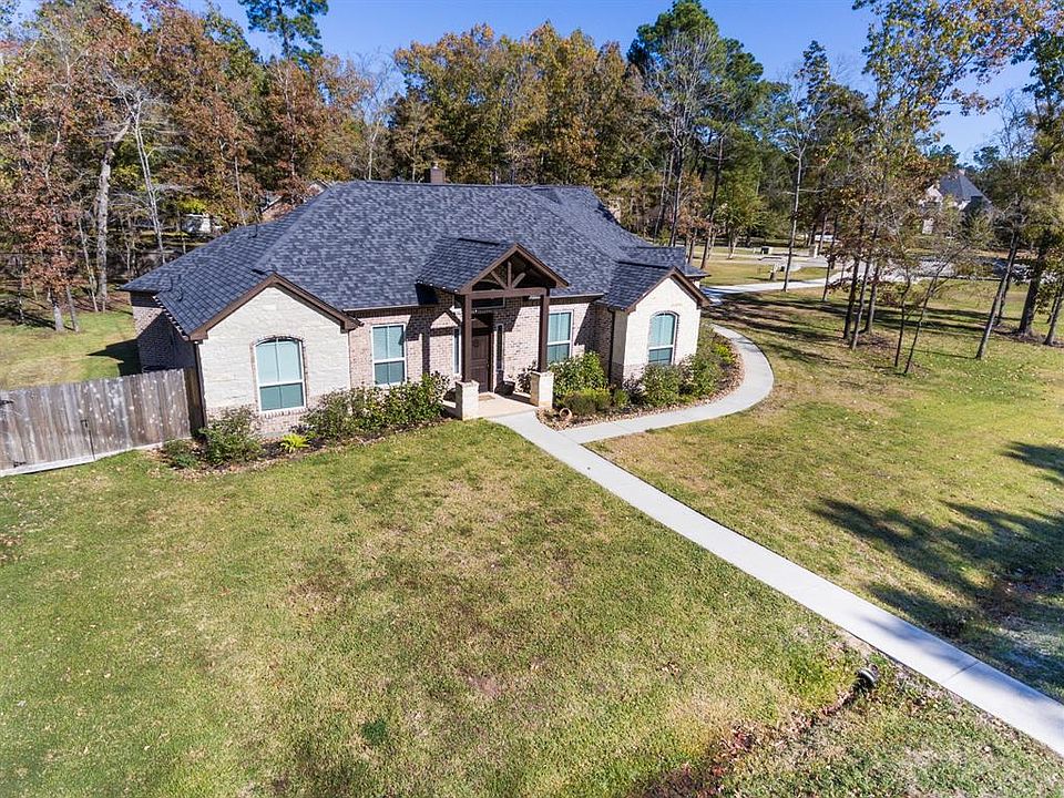1st image of 11449 Lake Oak Dr