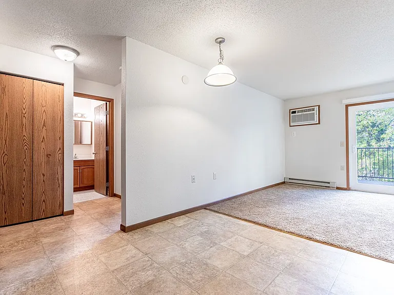 Clearwater River Apartments — Photo 16