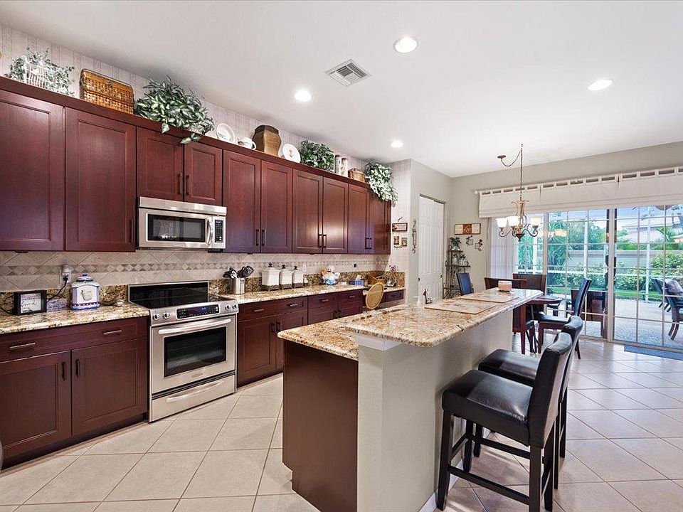 1st image of 4474 Mariners Cove Dr